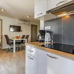 Mobile Superior-9 By Interhome Tatil Evi *
