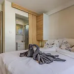 Mobile Superior-9 By Interhome *