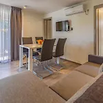 Mobile Superior-9 By Interhome