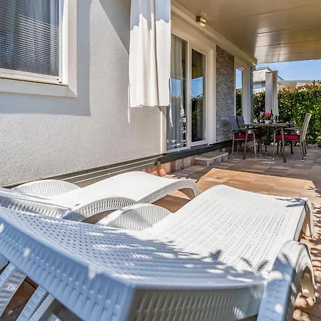 Casa vacanze Mobile Superior-9 By Interhome Pola