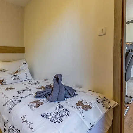 Superior-9 By Interhome Casa de Férias